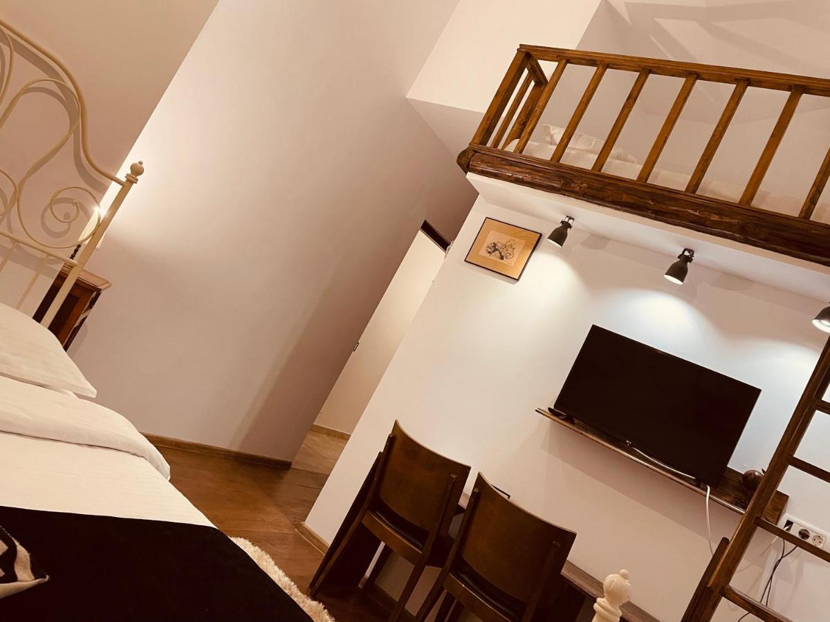 Hotel Casa Pisica Noastra Breaza  Esterno foto