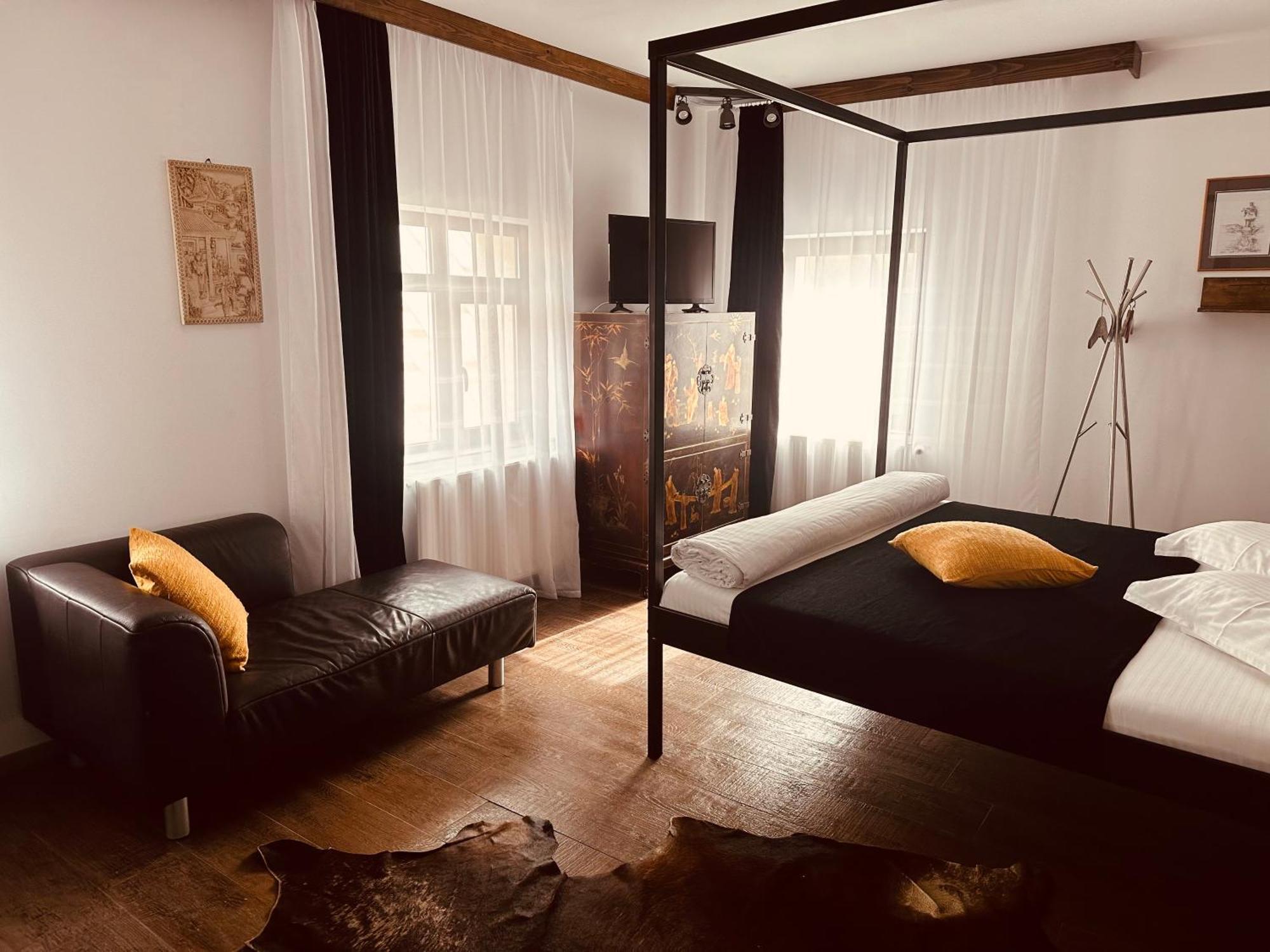 Hotel Casa Pisica Noastra Breaza  Esterno foto