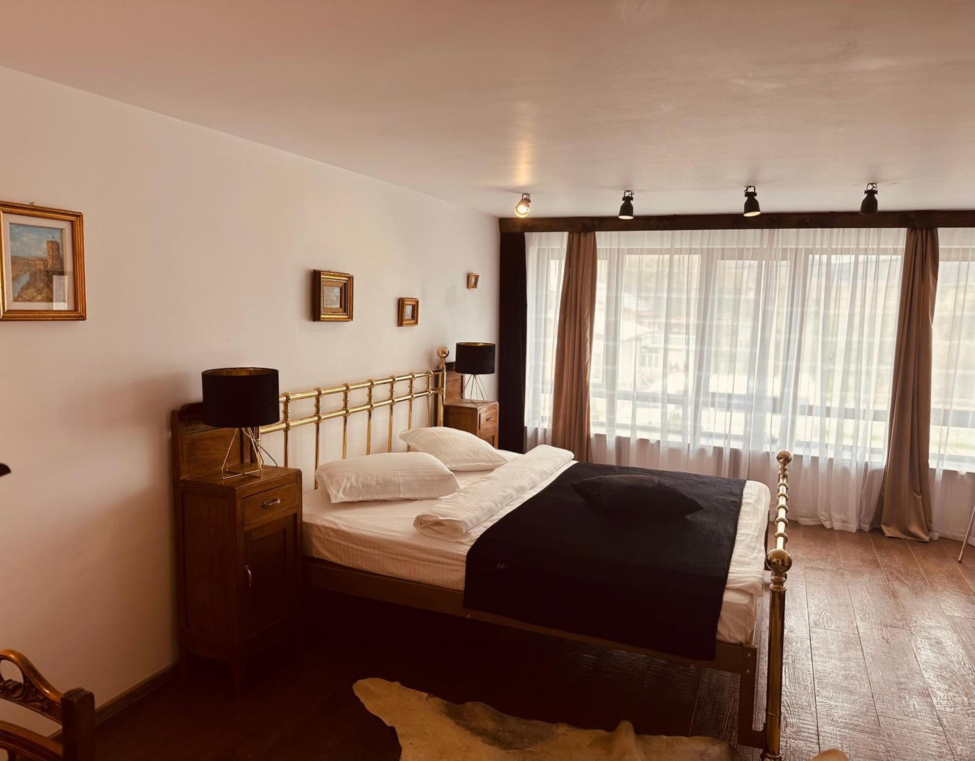 Hotel Casa Pisica Noastra Breaza  Esterno foto